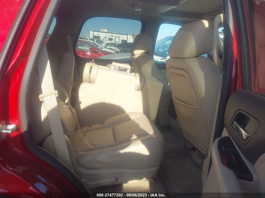 2013 GMC YUKON DENALI - 1GKS2EEF3DR279012