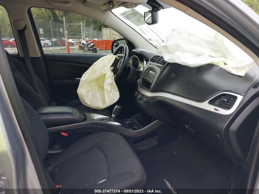 2017 DODGE JOURNEY CROSSROAD - 3C4PDDGG0HT627132