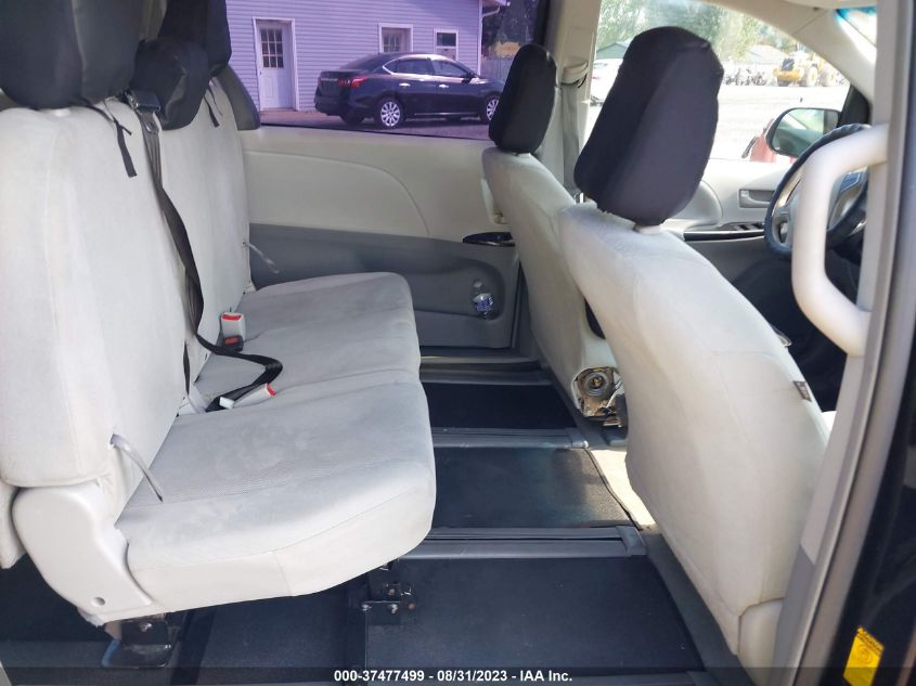 5TDZK3DC4ES509777 2014 TOYOTA SIENNA, photo no. 8