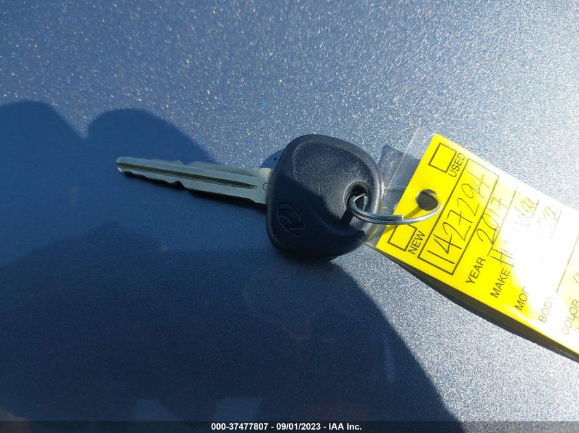 VIN KMHD74LF7HU154127 2017 HYUNDAI ELANTRA SE