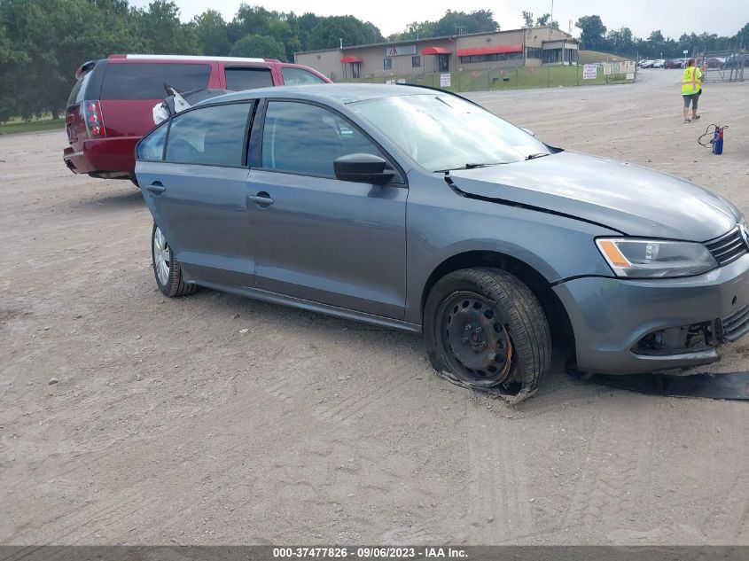 2014 VOLKSWAGEN JETTA SEDAN S - 3VW2K7AJXEM236000