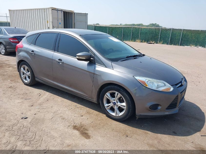 2014 FORD FOCUS SE - 1FADP3K24EL321354