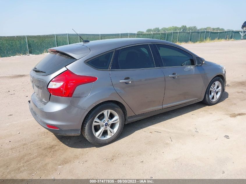 2014 FORD FOCUS SE - 1FADP3K24EL321354