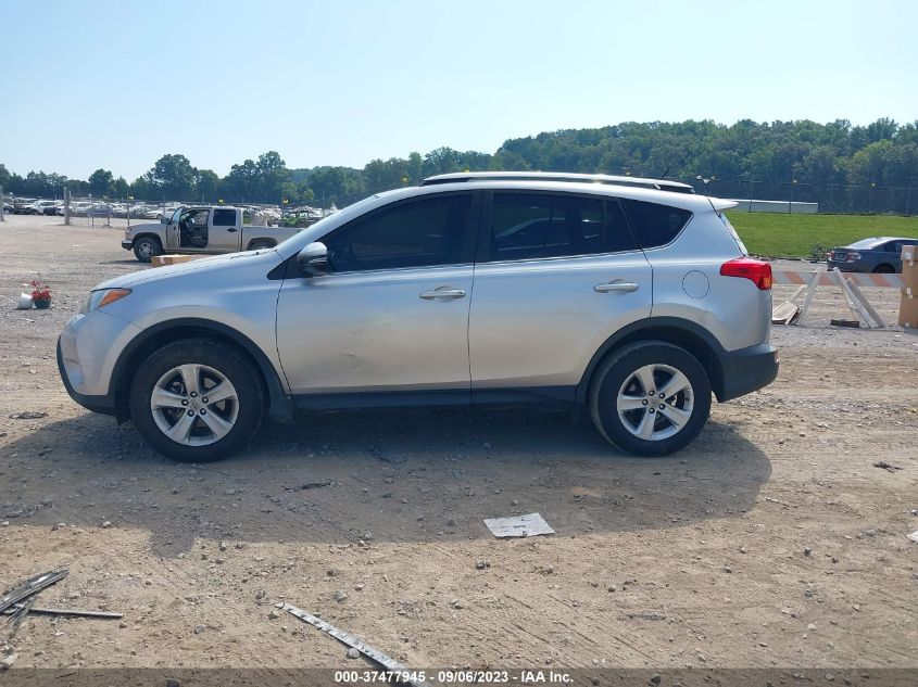 2013 TOYOTA RAV4 XLE - JTMRFREV9D5002790