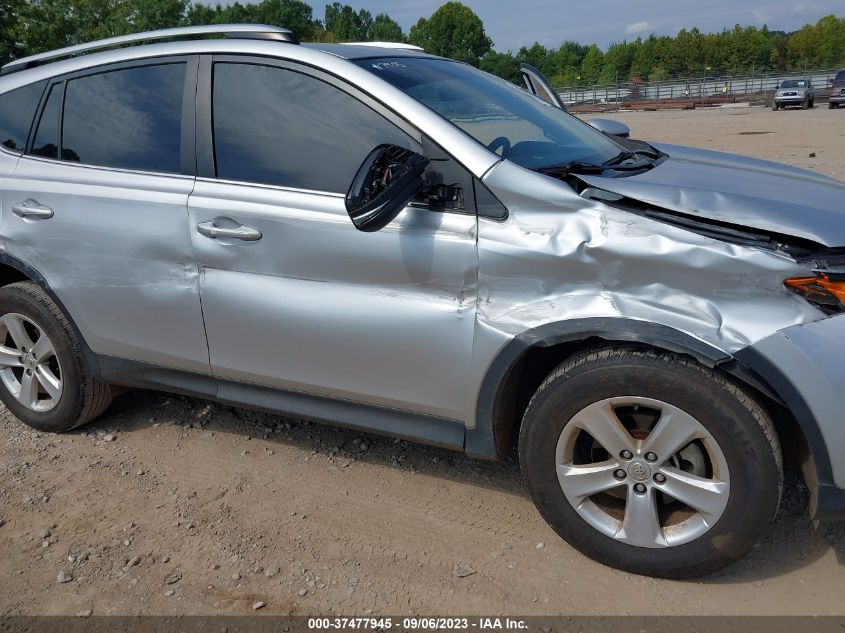 2013 TOYOTA RAV4 XLE - JTMRFREV9D5002790