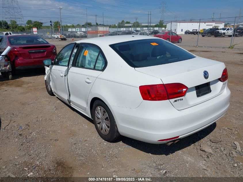 2014 VOLKSWAGEN JETTA SEDAN S - 3VW2K7AJ7EM219123