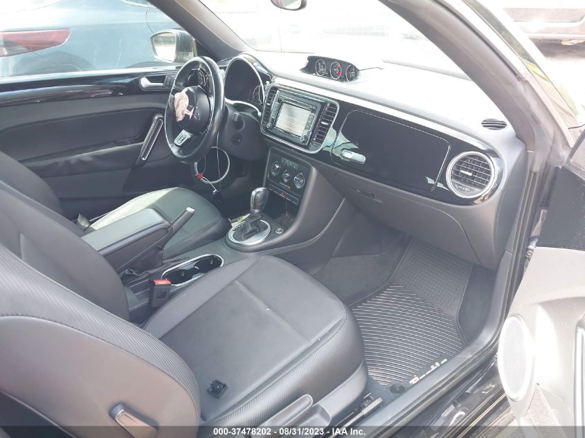 2015 VOLKSWAGEN BEETLE CONVERTIBLE 2.0L TDI 3VW5A7AT8FM809219