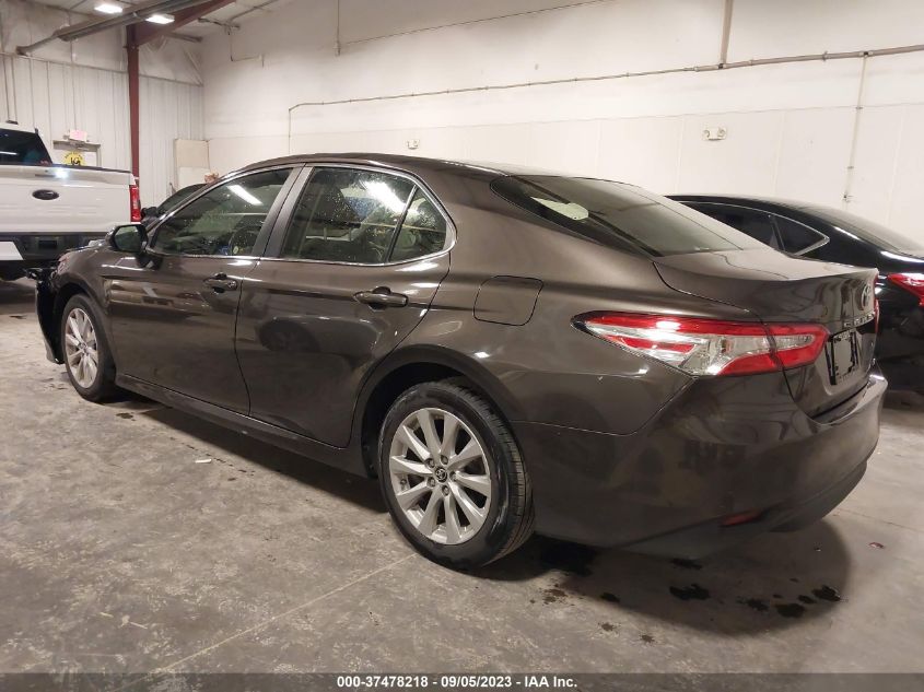 2018 TOYOTA CAMRY LE/SE/XLE/L - JTNB11HK2J3069642