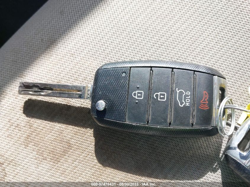 2015 KIA SEDONA L - KNDMA5C16F6053727
