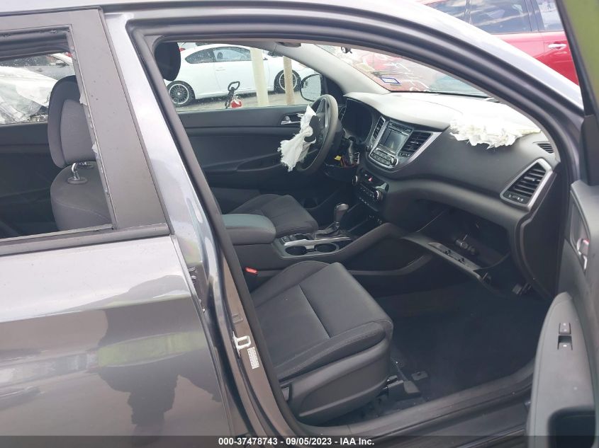 2017 HYUNDAI TUCSON SE - KM8J33A46HU575962