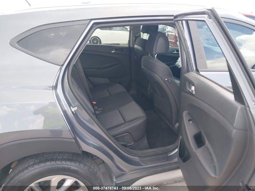 2017 HYUNDAI TUCSON SE - KM8J33A46HU575962