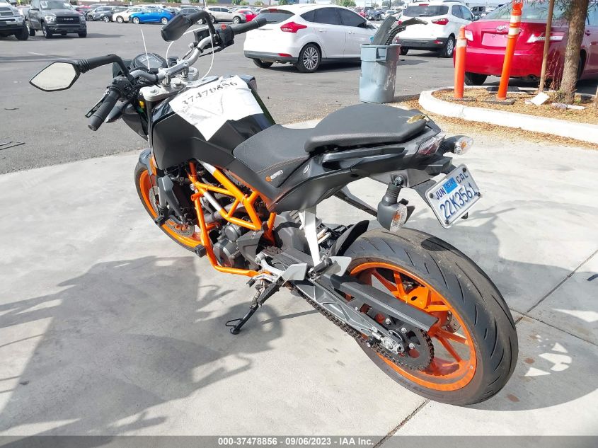 2015 KTM RC 390 MD2JGJ409FC254310