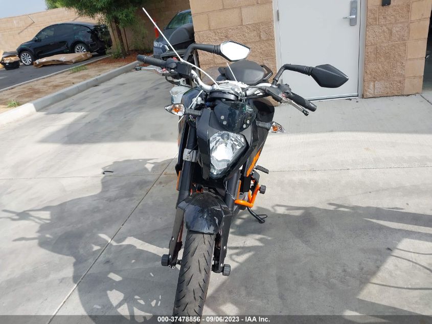 2015 KTM RC 390 MD2JGJ409FC254310