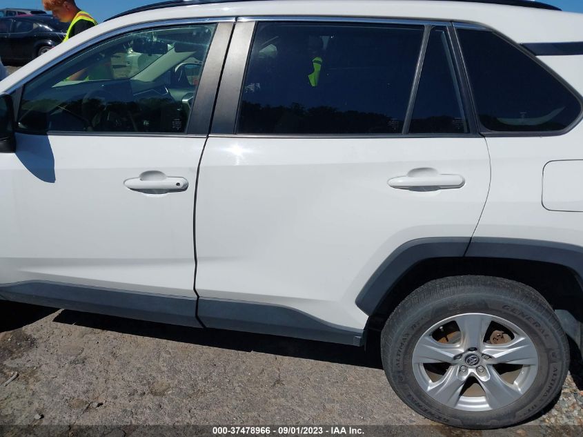 2019 TOYOTA RAV4 XLE - JTMP1RFV1KD506046