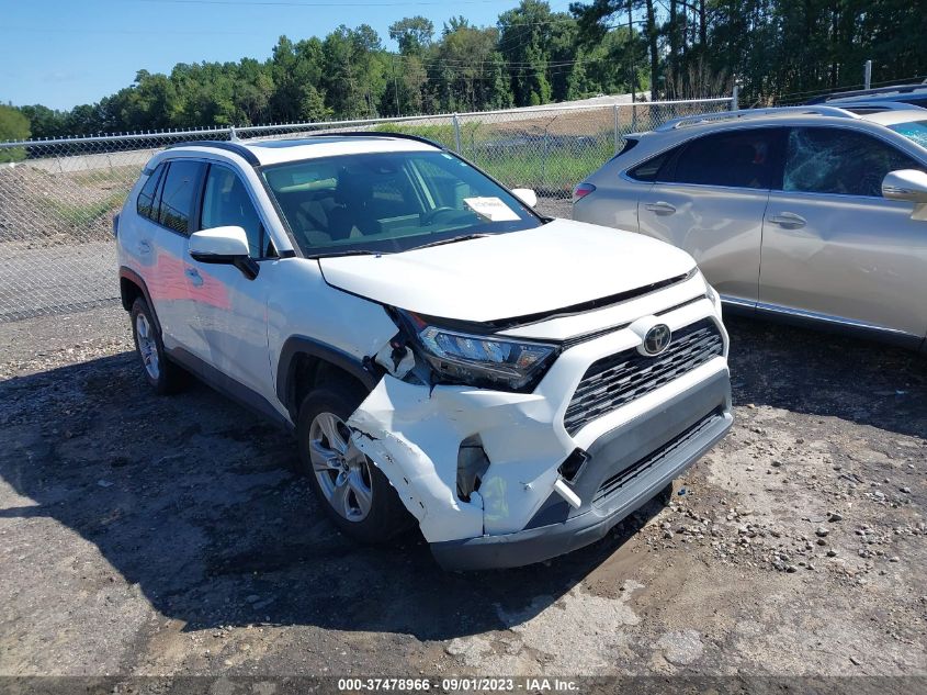 2019 TOYOTA RAV4 XLE - JTMP1RFV1KD506046