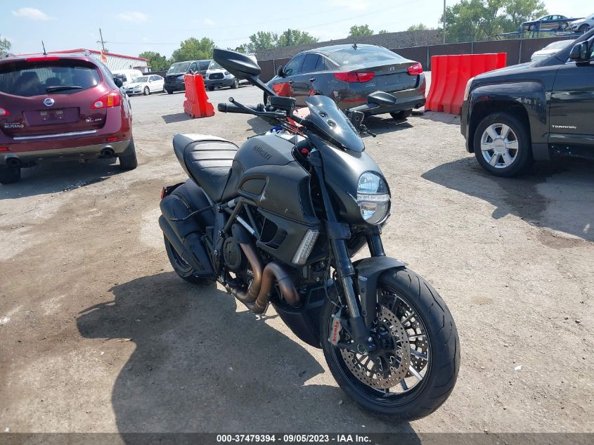 2013 DUCATI DIAVEL - ZDM13BLW0DB017189