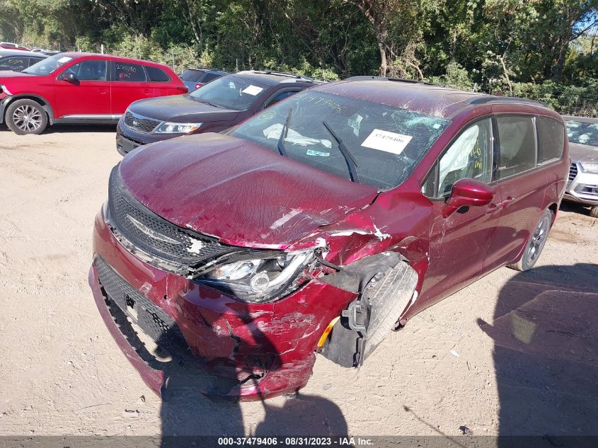 VIN 2C4RC1EG7LR239677 2020 CHRYSLER PACIFICA TOURING L PLUS