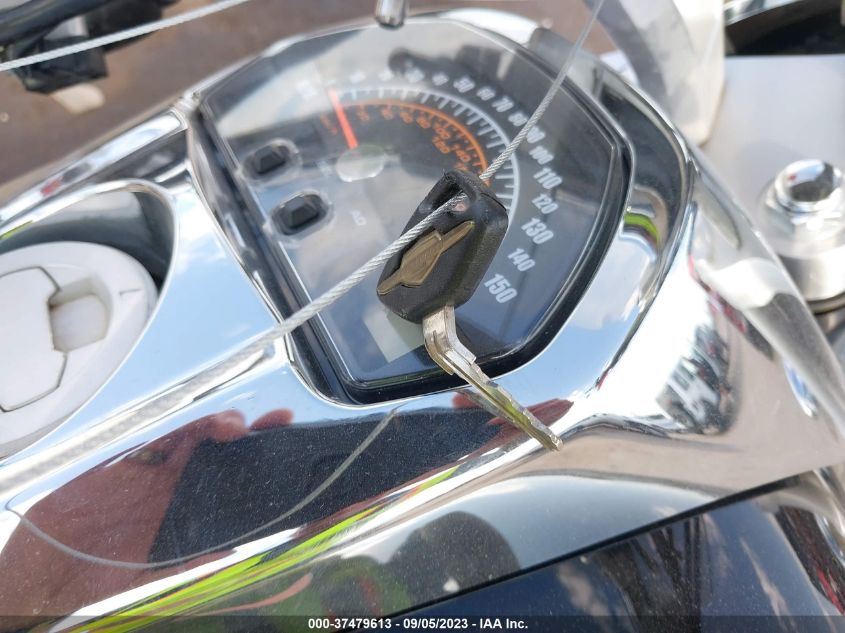 2008 SUZUKI VZR1800 - JS1VY53A482102976