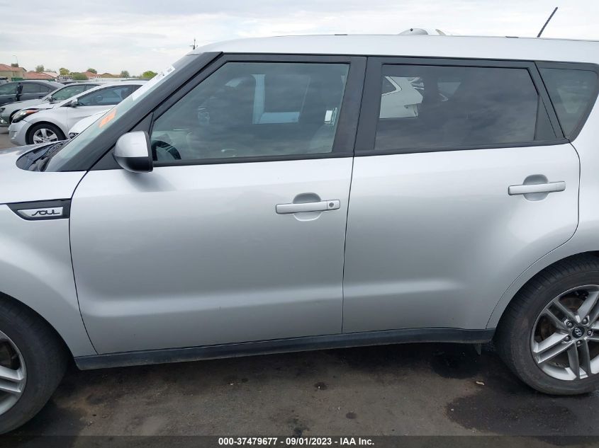 2015 KIA SOUL + - KNDJP3A59F7754624