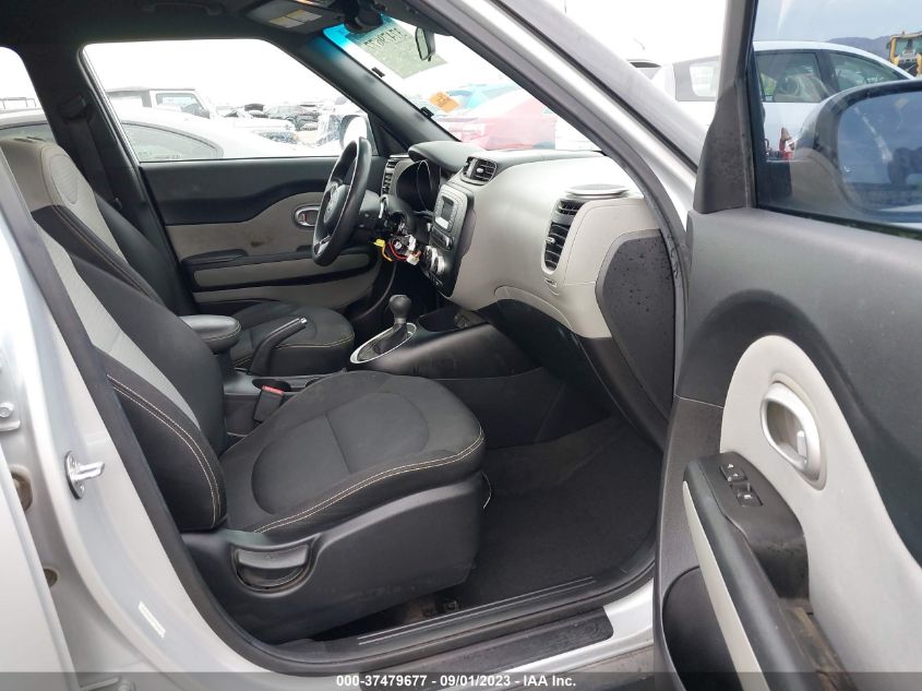 2015 KIA SOUL + - KNDJP3A59F7754624