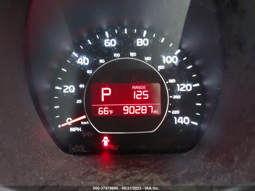 2014 KIA SOUL + - KNDJP3A52E7074093