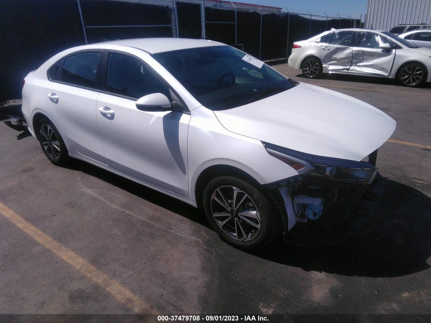 VIN 3KPF24AD6PE556103 2023 KIA FORTE LXS