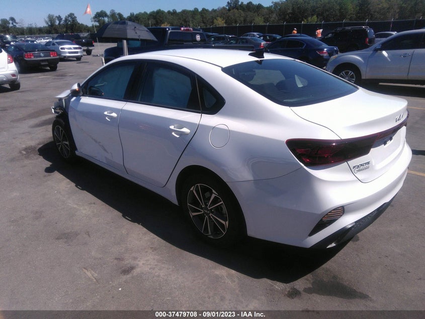 VIN 3KPF24AD6PE556103 2023 KIA FORTE LXS