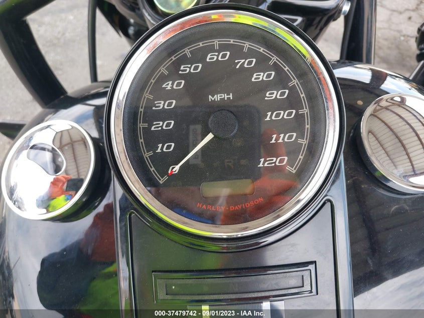 VIN 1HD1KVP28MB606089 2021 HARLEY-DAVIDSON FLHRXS
