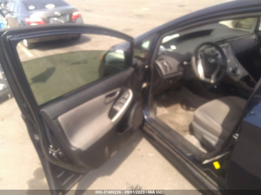2015 TOYOTA PRIUS FOUR - JTDKN3DU0F0423484
