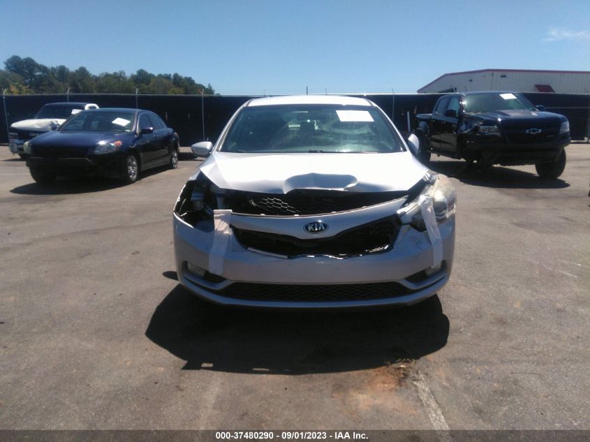 2016 KIA FORTE 5-DOOR LX - KNAFK5A87G5592206