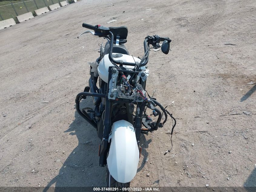 2016 VICTORY MOTORCYCLES CROSS COUNTRY - 5VPDB36N2G3048402