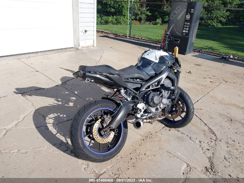 2014 YAMAHA FZ09 JYARN33E9EA000982