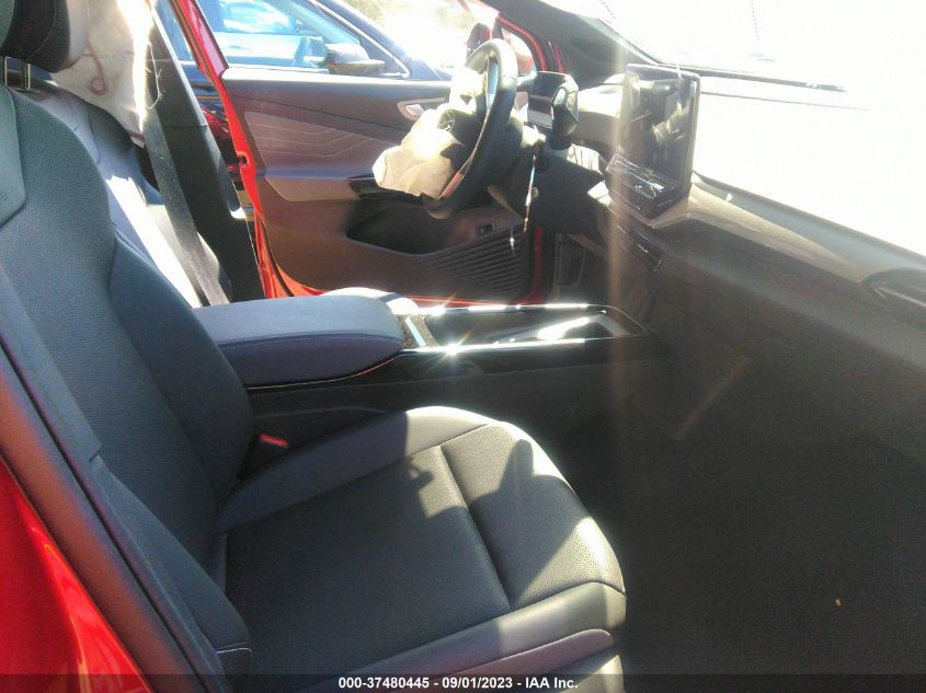 2023 VOLKSWAGEN ID.4 1VGNPE89PC000870