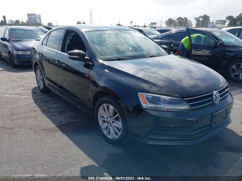 2015 VOLKSWAGEN JETTA SEDAN 1.8T SE W/CONNECTIVITY - 3VWD17AJ0FM314572