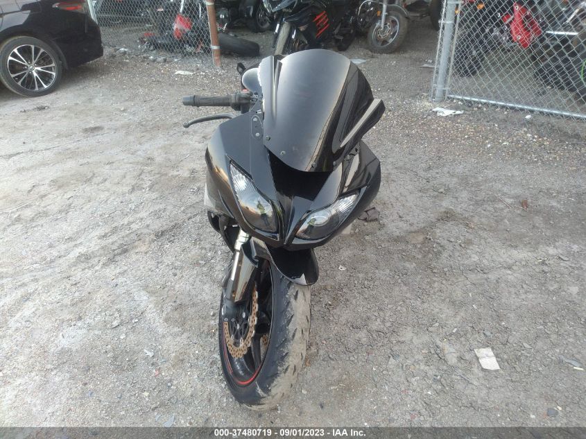 2011 KAWASAKI ZX600 R JKAZX4R14BA028607