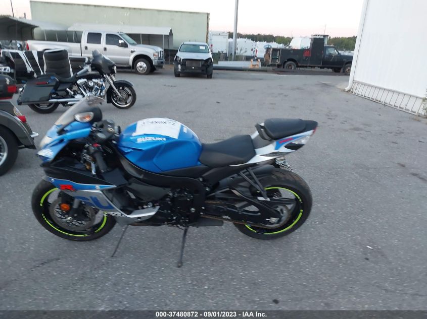 2022 SUZUKI GSX-R750 - JS1GR7MA5N7100541