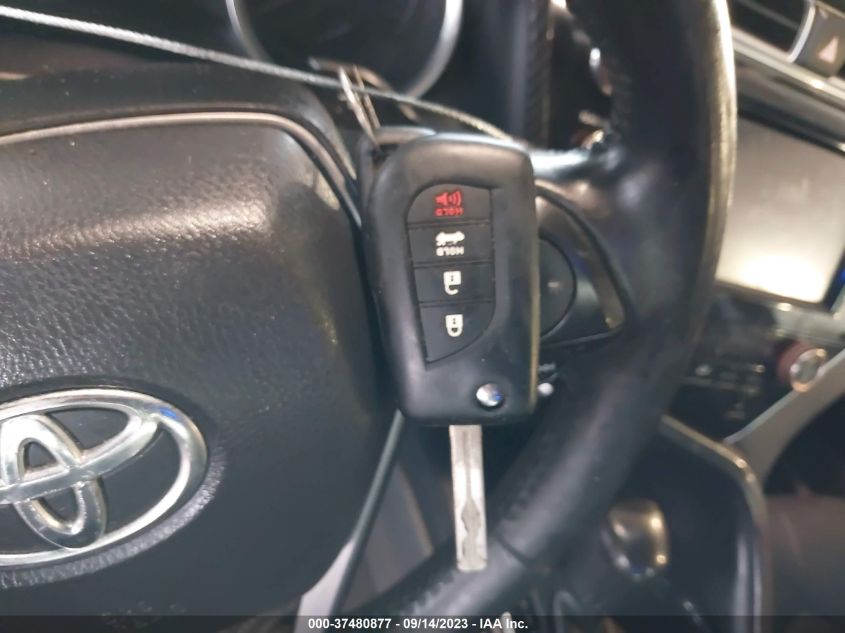 2018 TOYOTA CAMRY LE/SE/XLE/L - JTNB11HK0J3009195
