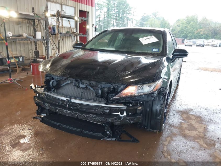 2018 TOYOTA CAMRY LE/SE/XLE/L - JTNB11HK0J3009195