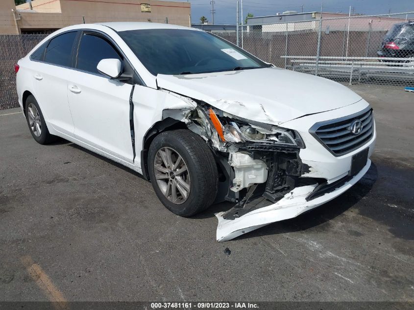 2015 HYUNDAI SONATA 2.4L SE - 5NPE24AF9FH163185