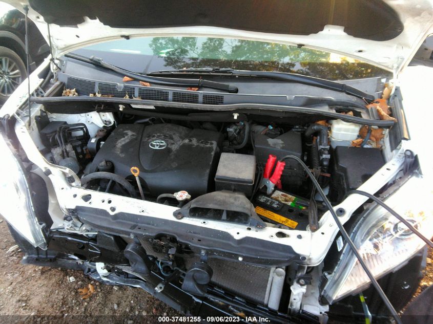 2017 TOYOTA SIENNA LE - 5TDKZ3DC1HS835327
