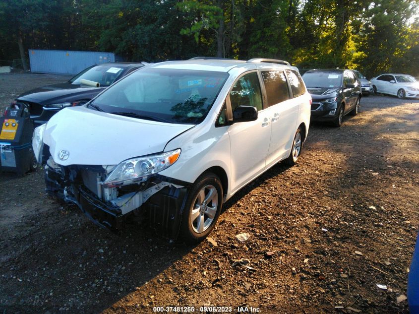 2017 TOYOTA SIENNA LE - 5TDKZ3DC1HS835327