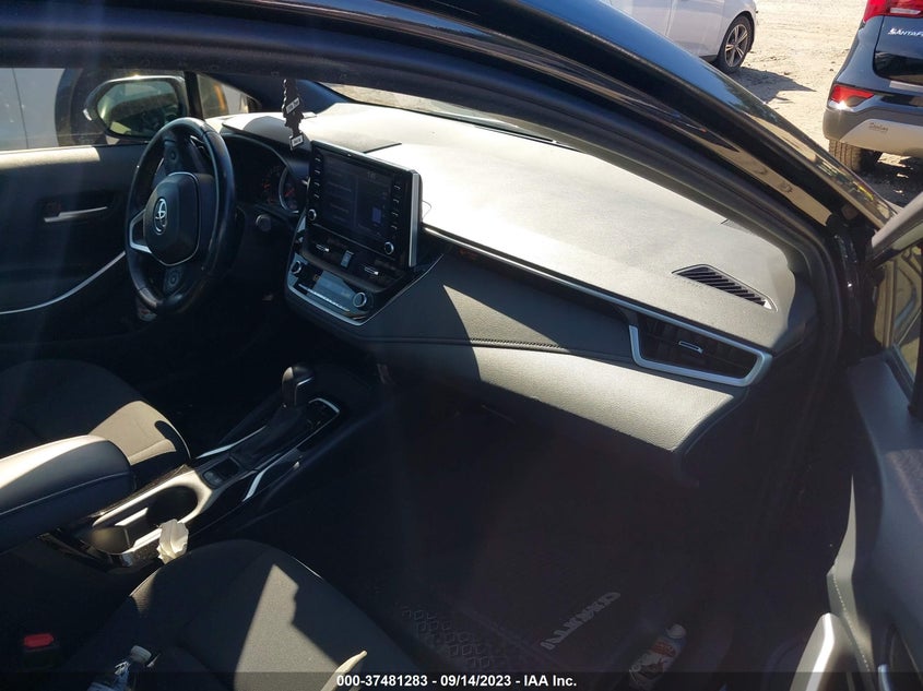 VIN JTDP4RCE1LJ031402 2020 TOYOTA COROLLA SE