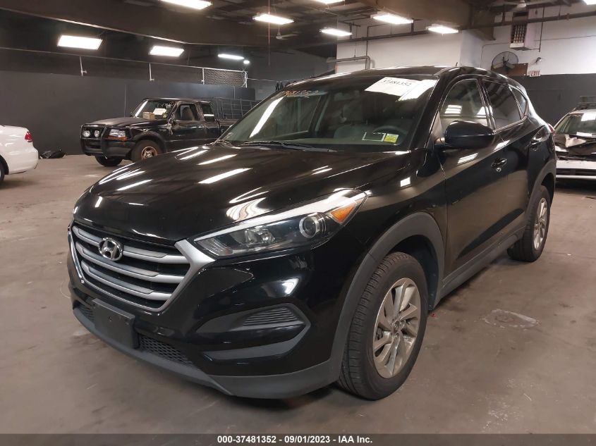 2018 HYUNDAI TUCSON SE - KM8J2CA42JU802413