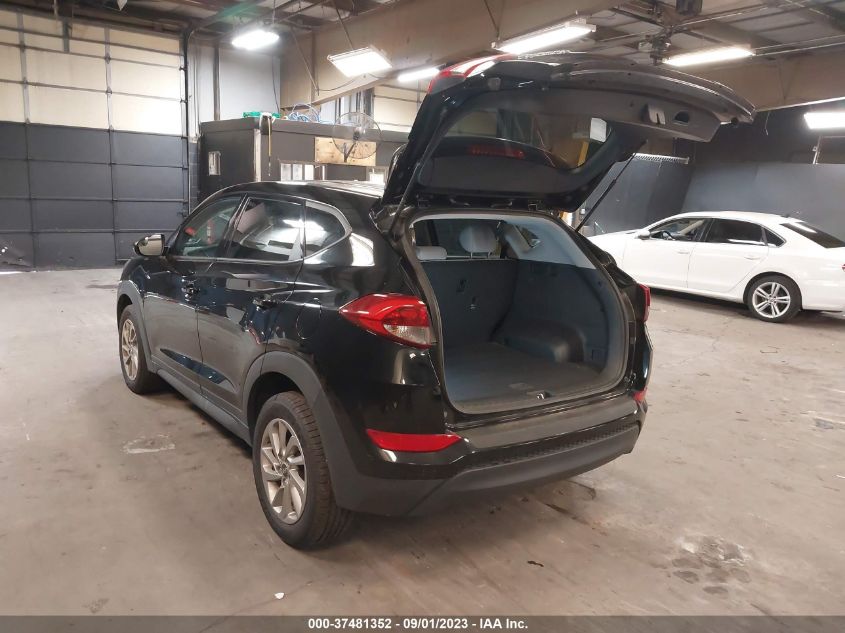 2018 HYUNDAI TUCSON SE - KM8J2CA42JU802413