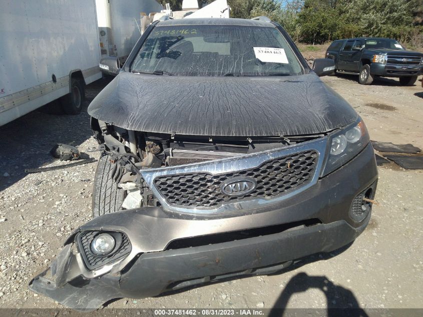 2013 KIA SORENTO EX - 5XYKUDA69DG374159