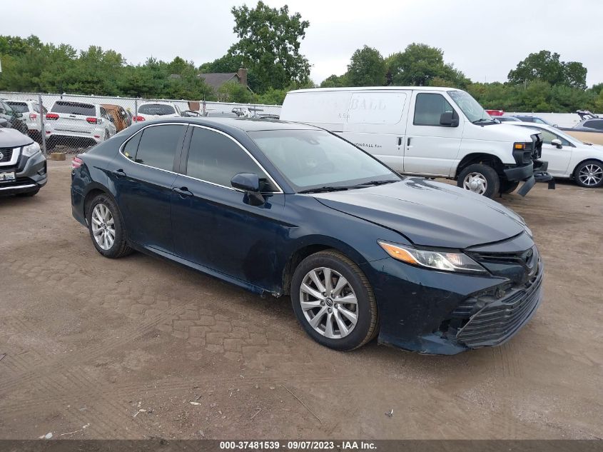 2018 TOYOTA CAMRY LE/SE/XLE/L - JTNB11HK4J3033323