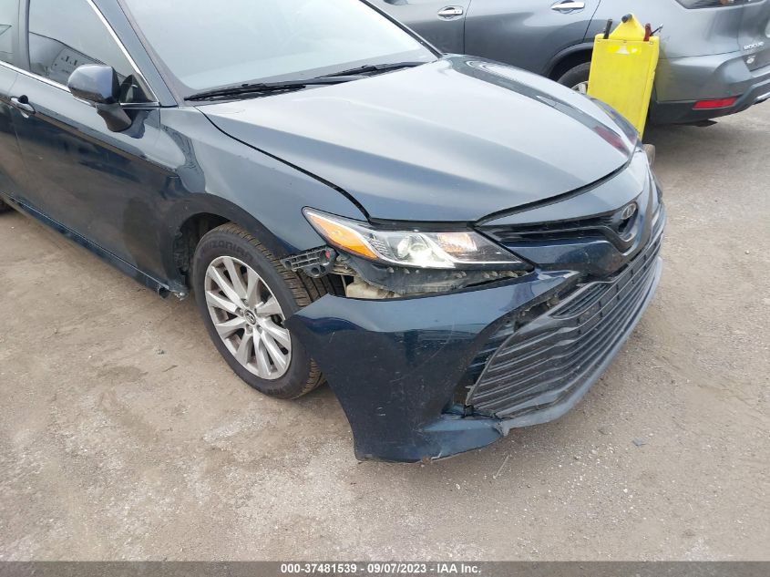 2018 TOYOTA CAMRY LE/SE/XLE/L - JTNB11HK4J3033323