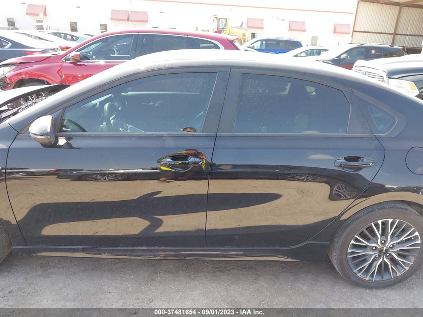 VIN 3KPF54AD0NE448998 2022 KIA FORTE GT LINE