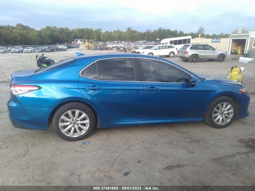 2020 TOYOTA CAMRY LE - 4T1L11AK1LU384105