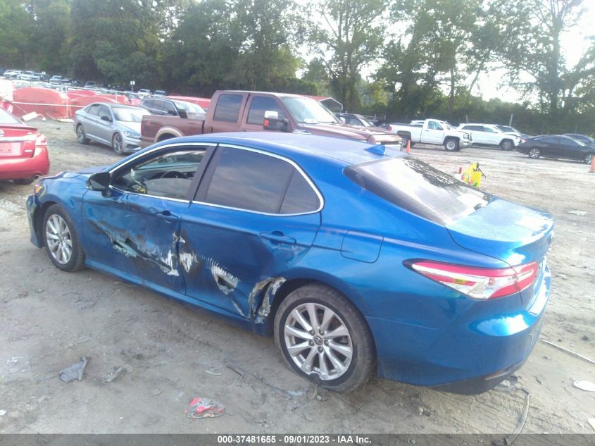 2020 TOYOTA CAMRY LE - 4T1L11AK1LU384105